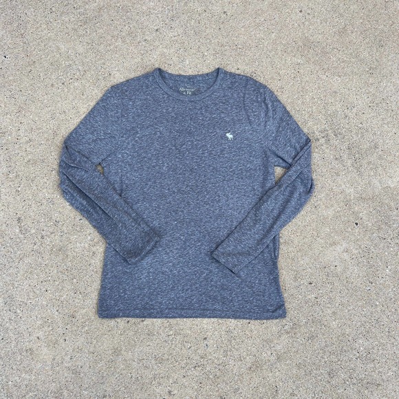Abercrombie & Fitch Heather Gray Long Sleeve T-Shirt - Picture 1 of 3